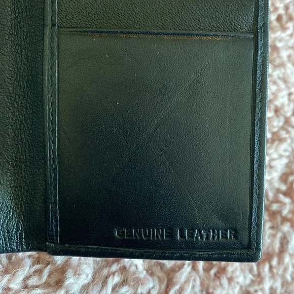 Axxents Watch & Wallet Gift Set - Picture 5 of 7